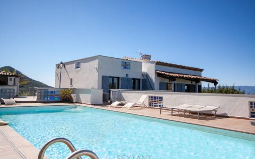 Near Cannes, Theoule and Mandelieu Villa 6 bedrooms, swimming pool, panoramic view on Cannes and Esterel