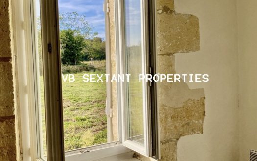 15 minutes from Bordeaux on the right bank, charming house with garage