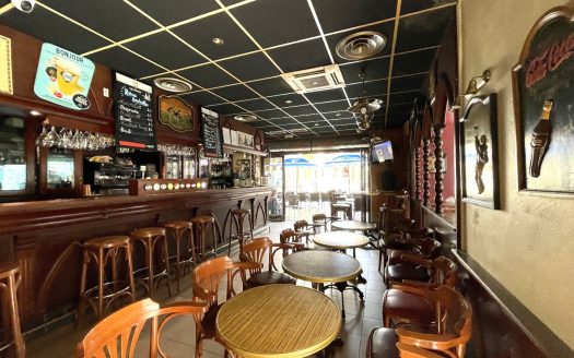 SOUTH-FRANCE ISTRES – For sale :BAR – PUB Business with license IV in the citycenter