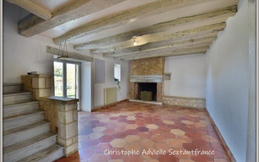 Stone house in countryside area close to Bergerac