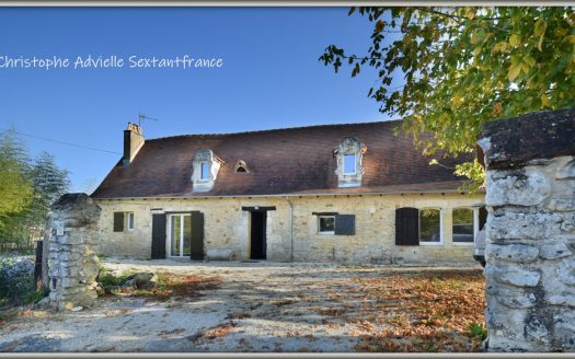 Stone house in countryside area close to Bergerac