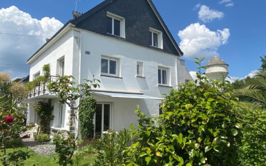 5 bedroom property near Lorient