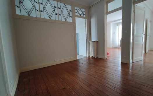 T3 historic center 80 sqm