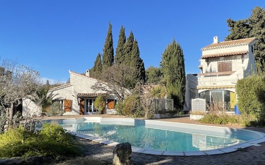 SOUTH OF FRANCE Atypical Villa 230sqm / 1400sqm with Swimming Pool and Breathtaking View of the Etang de Berre