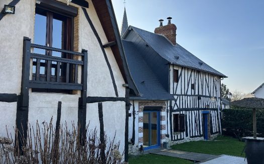 Beautiful Norman house in a quiet area