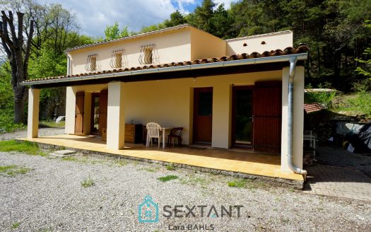 Comps-sur-Artuby: House of 107sqm, 3 bedrooms, on land of 660sqm, Gorges du Verdon