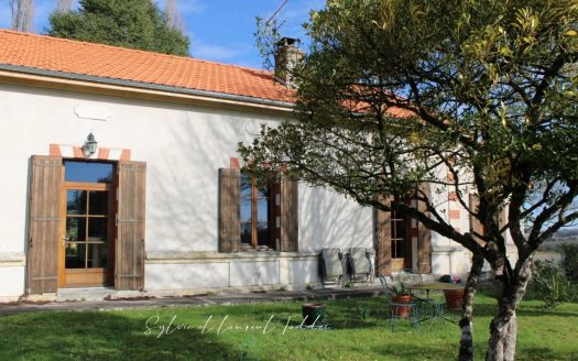 OLD PRESBYTERY – OPEN VIEW OF THE SURROUNDING COUNTRYSIDE – SWIMMING POOL