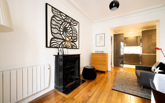 Capital charm one bedroom at Montmarte s village