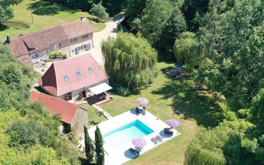 Luxurious 18th century water mill in the heart of Perigord Vert.