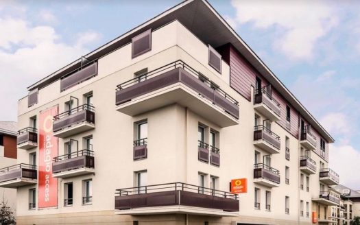 RENTAL INVESTMENT – CARRIERES SOUS POISSY – Residence Aparthotel Adagio Access*** – 5.64% profitability.